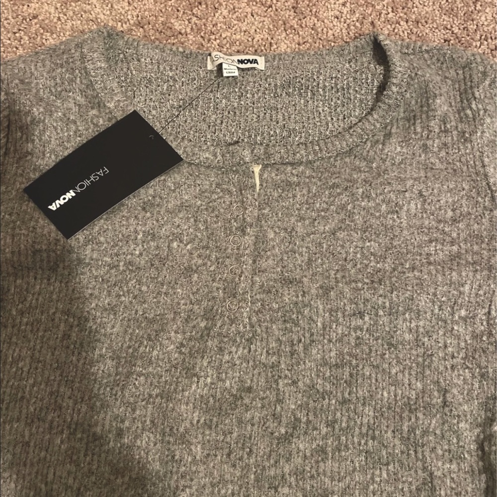 Sweater Crop